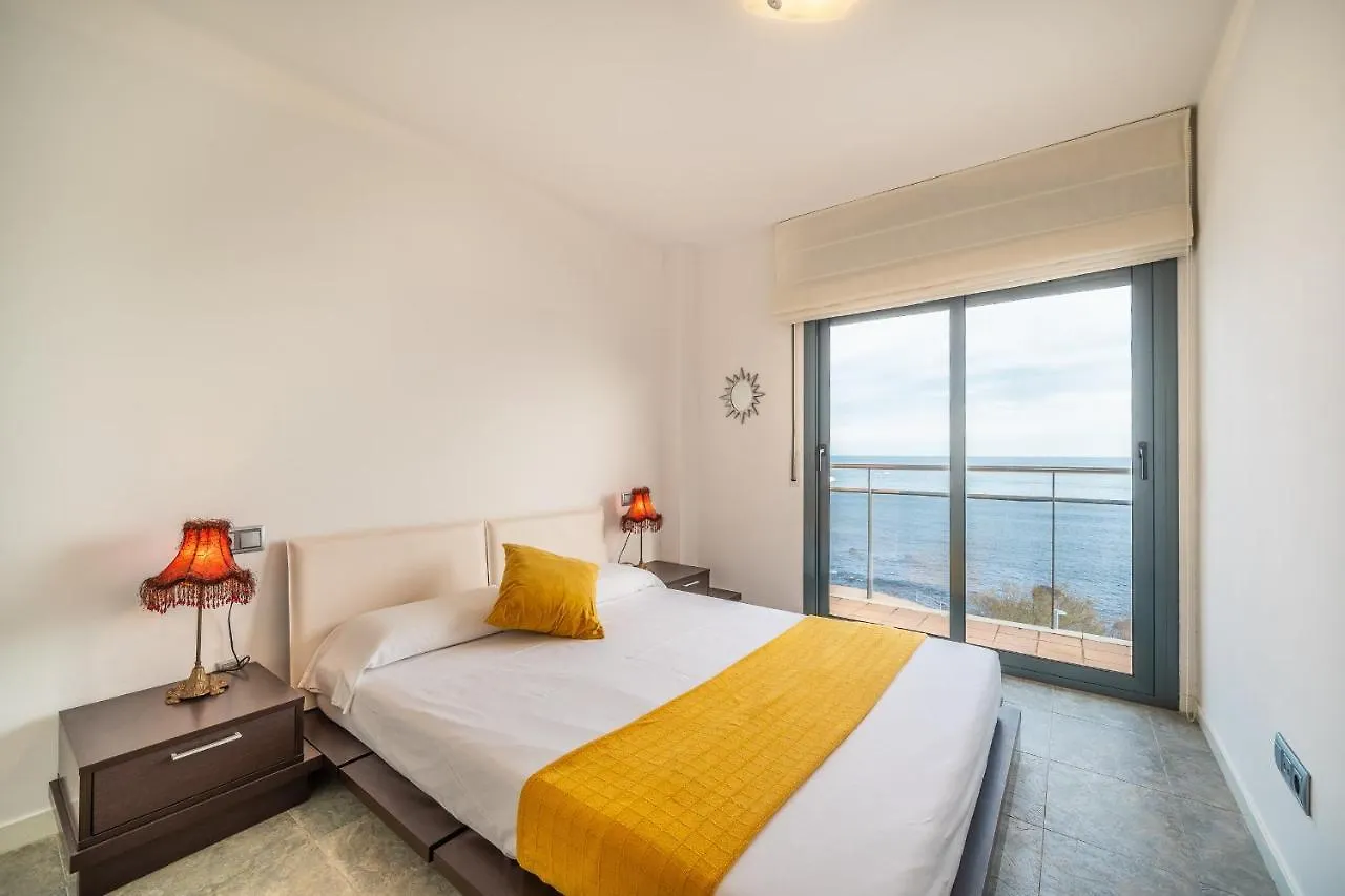 L' Escala Apartment Alba
